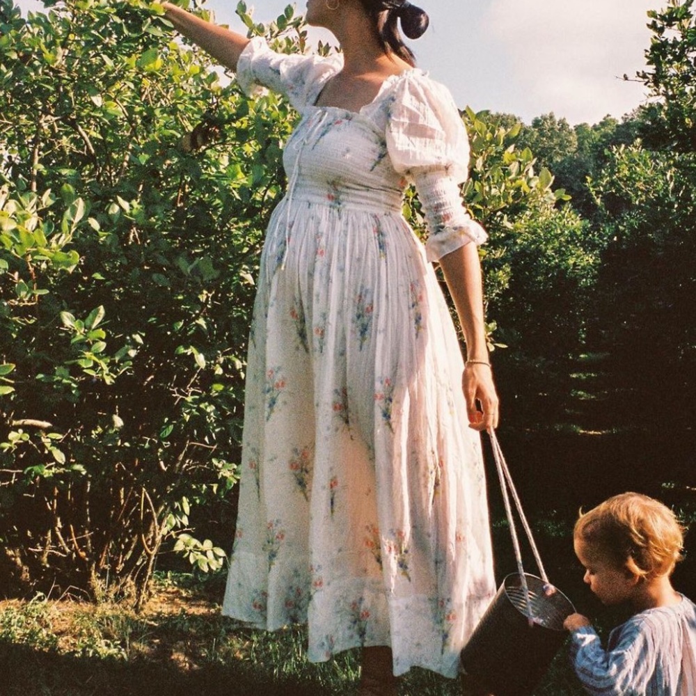 Doen  	
BIJOU DRESS -- PAINTED BOUQUET